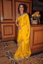 Shobha De at Shobha De_s felicitation by Veuve Clicquot on 5th Oct 2012 (49).JPG